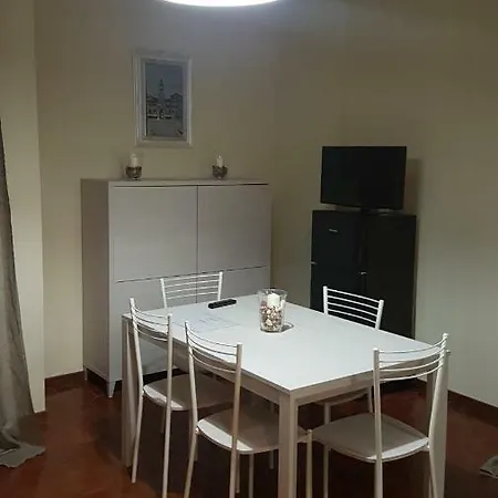 Ospedale Cisanello Apartment